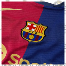 Load image into Gallery viewer, Official Barcelona Uniform 2024 - Full Set, kids size