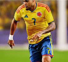 Load image into Gallery viewer, Camiseta Selección Colombia para Adulto – Nueva 2025 Versión jugador
