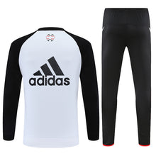 Load image into Gallery viewer, Manchester City Tracksuite 21/22 for Kid's black and white
